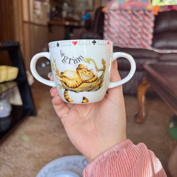 NIB Alice in Wonderland Paul Cardew
2 Piece Baby Set Porcelain Bowl Cup NIB - Picture 13 of 17